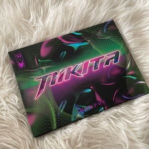 Morphe NEW Nikita palette